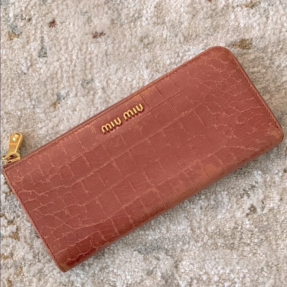 MIU MIU Croc-Embossed Leather Wallet with Gold Accent